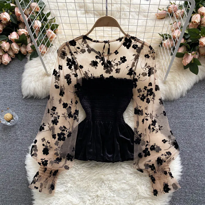 Cute lace long sleeve tops   S90