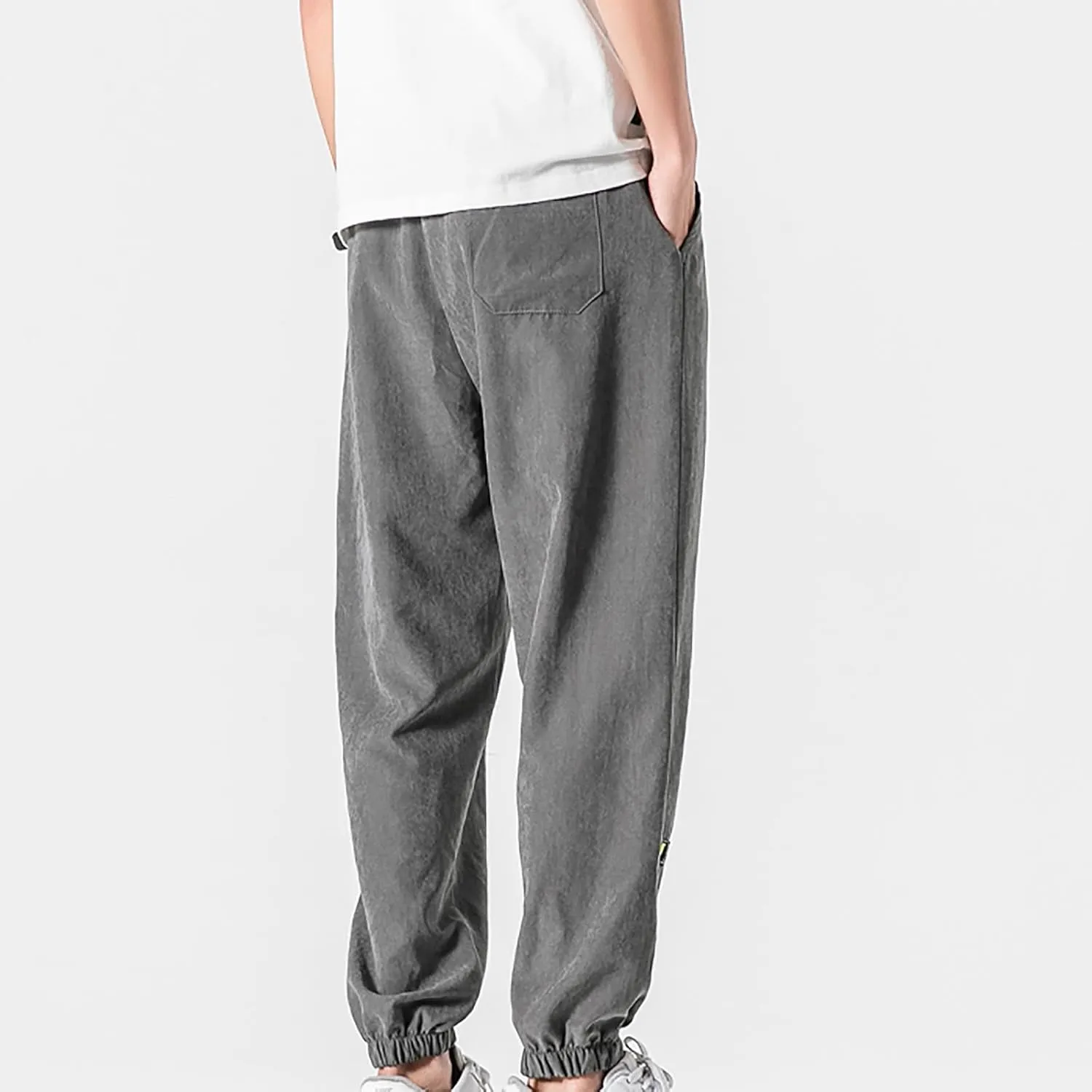 Mens Baggy Sweatpants Casual Relaxed Fit Baggy Pants Elastic Waist Drawstring Big and Tall Joggers Cargo Hiking Pants
